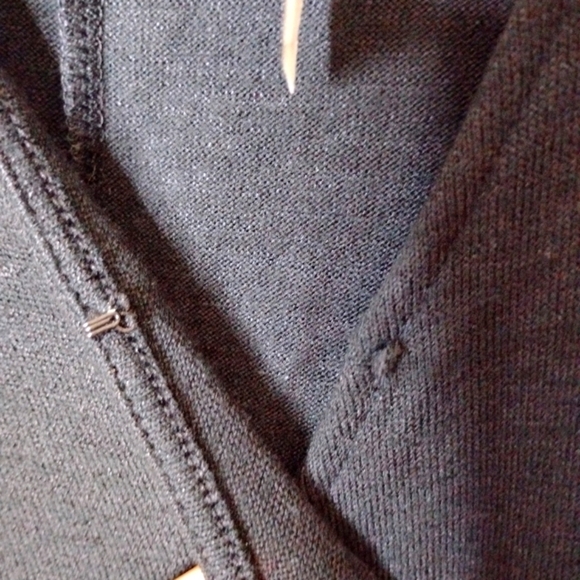 NWT Long-Sleeve Wrap Dress S Black Midi Minimalist Everyday Casual GAP Classic - Picture 4 of 8